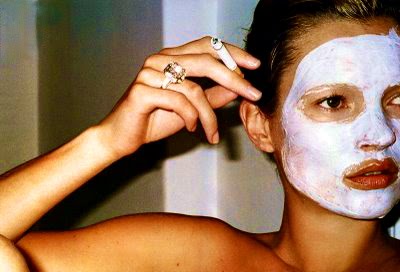 Kate_Moss_VogueItaly_Oct06_MarioTestino