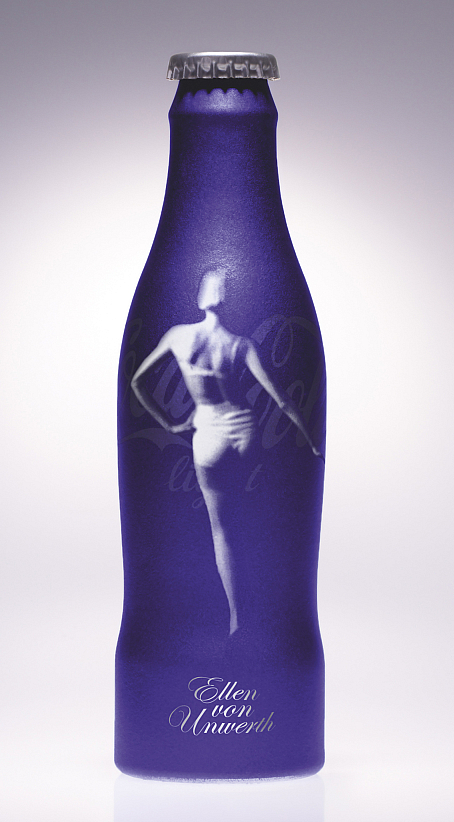BLU-coca-cola_light_ellen-von-unwerth_highres_l